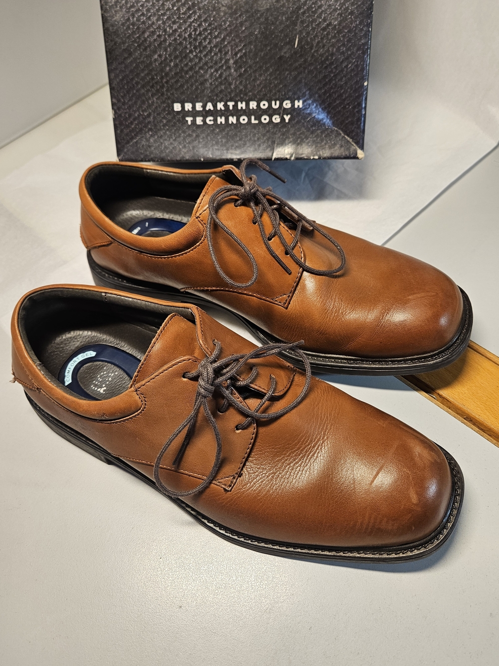 Men's Nunn Bush Maury Brown Leather Lace-Up Dress Shoes